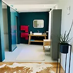 אתר נופש Casa Dante - Boutiquehouse Tomr *